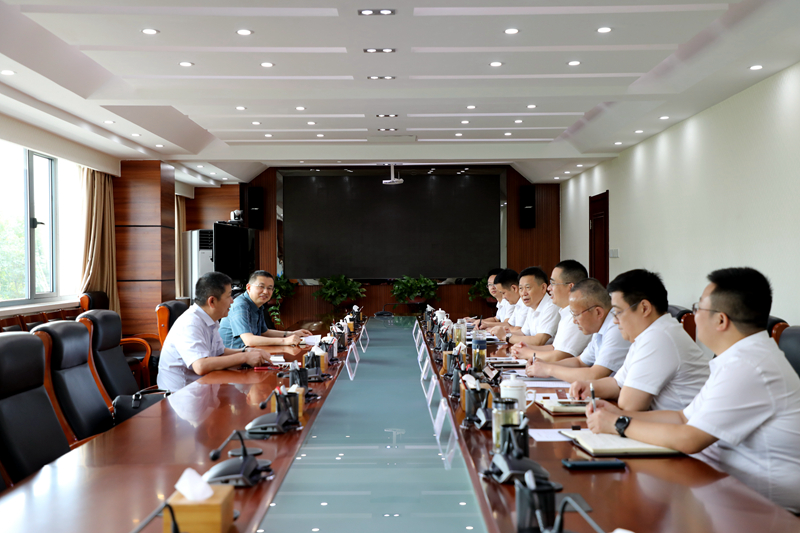 建工控股黨委委員、總會計師王淑德赴公司調(diào)研 - 副本