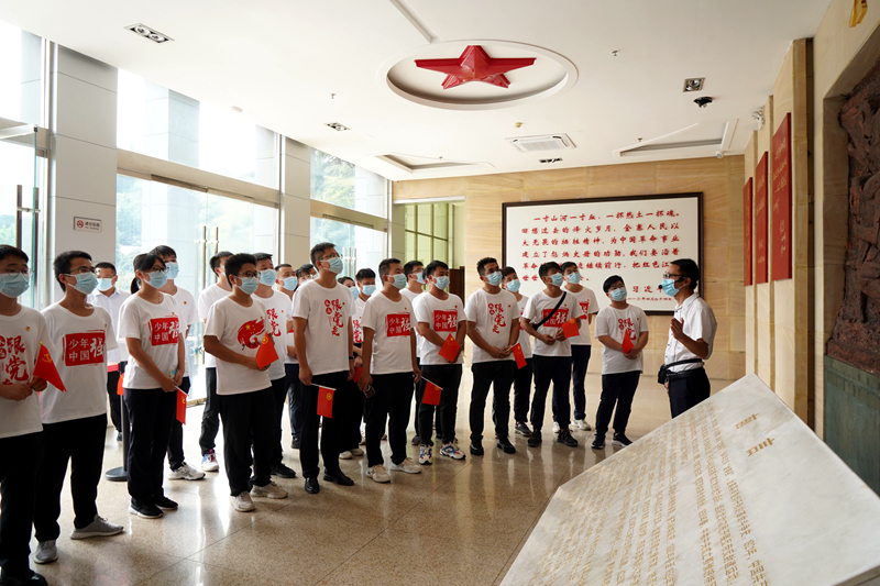 公司團委開展“喜迎二十大、永遠跟黨走、奮進新征程”主題團日活動7