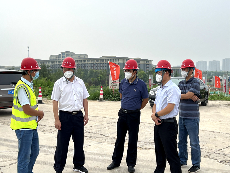蚌埠市委常委、市委秘書長(zhǎng)、懷遠(yuǎn)縣委書記王慶武到G206-03標(biāo)項(xiàng)目調(diào)研指導(dǎo)工作